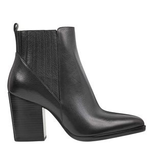 Marc Fisher ALVA POINTY TOE BOOTIE